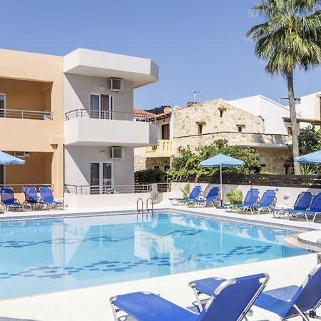 Hotel Mary Platanés Екстериор снимка