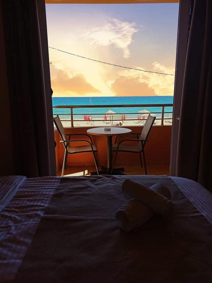 Hotel Mary Platanés Екстериор снимка