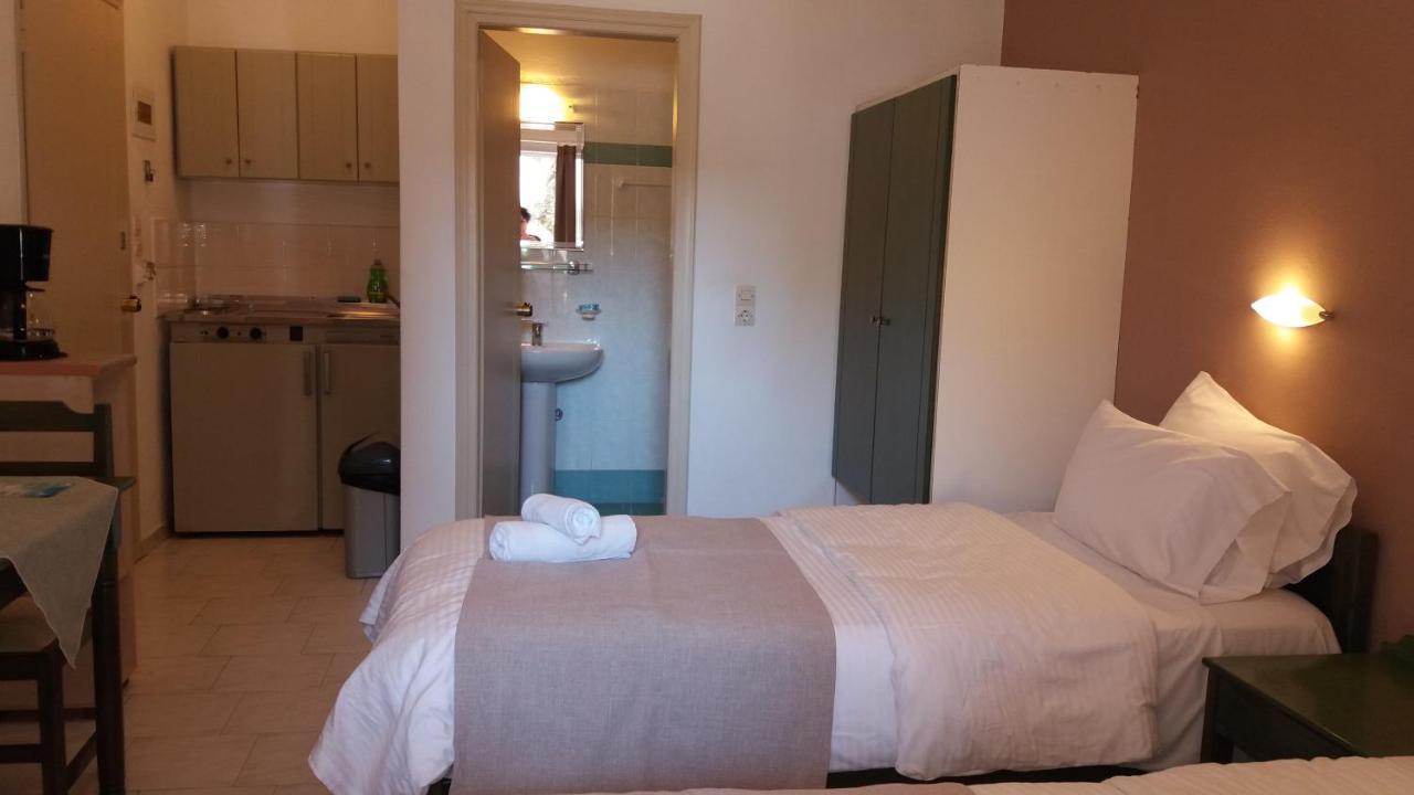Hotel Mary Platanés Екстериор снимка