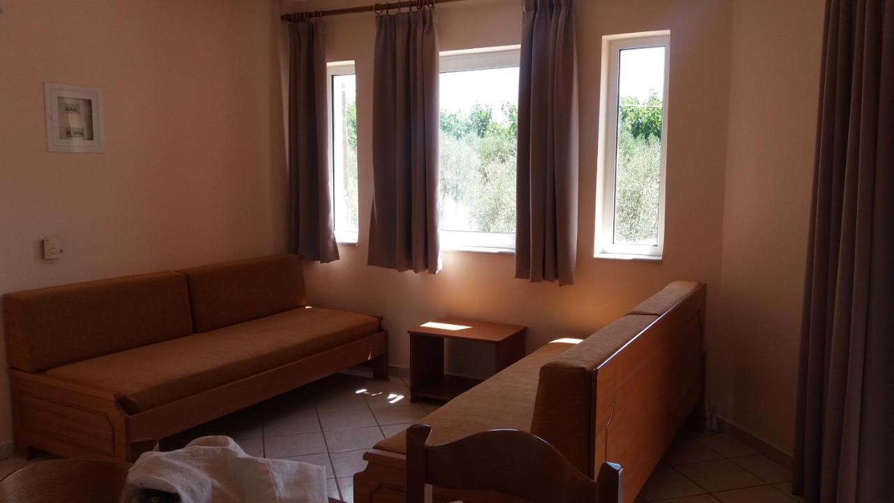 Hotel Mary Platanés Екстериор снимка