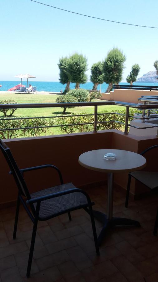 Hotel Mary Platanés Екстериор снимка